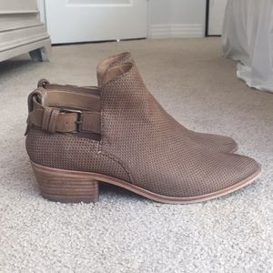 Dolce vita booties!! great condition